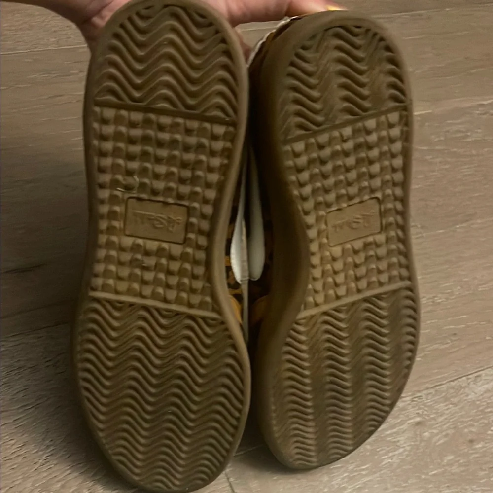 Leopard Print Sneakers with White Details and stitch detail, rubber sole - Picture 8 of 9